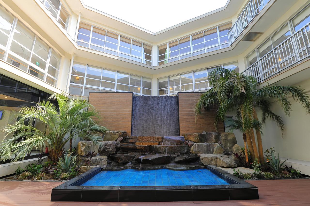 Grampus Sea Hotel Ширахама Екстериор снимка